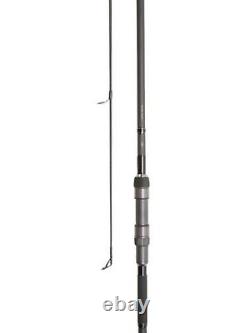 2 x daiwa emcast 12ft 3lb ecm2300 carp fishing rod