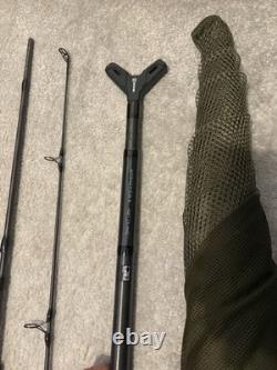Brand new, never used Sonik Xtractor+ 2 9ft Rod Carp Rod and reels set up. 3lb