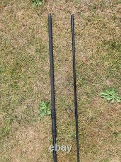 Daiwa Whisker DF Carp Rod x2 /12ft 3.5lb T/C Model WDFC2312-BU