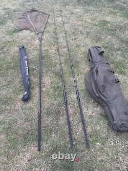 Daiwa black widow rods 2 black widow keep net and rod Bag carp fishing