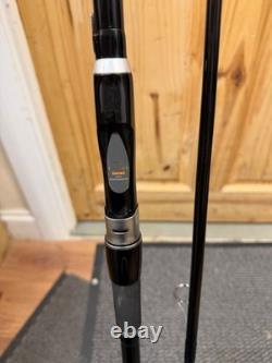 FISHING TACKLE DAIWA INFINITY X LONG DISTANCE CARP ROD 12ft 3.5lb + BAG (G)