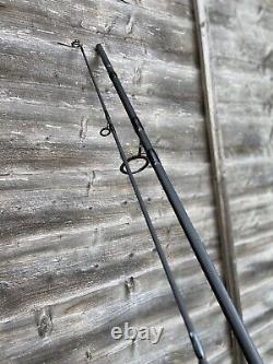 Fox EOS Spod and marker rod with Wychwood 7500 reel