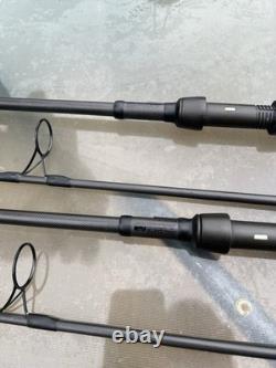 NASH black ops mk1 9ft 3.5lb Carbon Fibre Carp Rods 2pc Set of 2 with Rod Bag