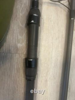 Trakker propel 2x 12ft Carp fishing Rods 2-Piece + Trakker single sleeves