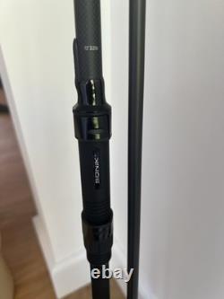3 Cannes à Carpe Sonik S4 12ft 3.25lb avec Anneau de Butt de 50mm et Canne de Marquage Sonic S4 3.5lb