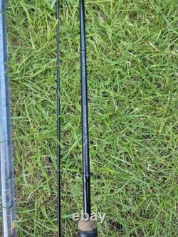 Canne de pêche à la carpe et au coup Map Parabolic Black Edition 10 ft Bomb Rod