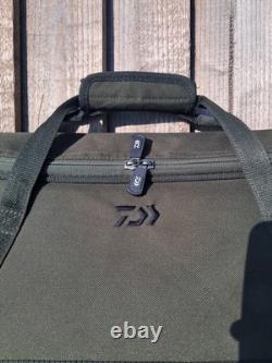 Daiwa Infinity Launcher 4 Rod Pod pour la pêche à la carpe