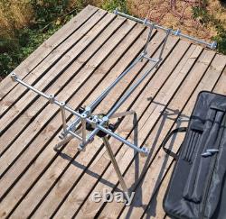 Daiwa Infinity Launcher 4 Rod Pod pour la pêche à la carpe