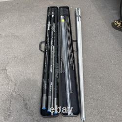 Deux mâts de drapeau Preston M90