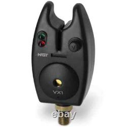 Ensemble complet de pêche au carpe : cannes, moulinets, alarmes de touche, support de cannes plus un sac de bouillettes.