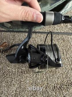 Ensemble de 2 cannes à carpe E.S.P Onyx de 12 pieds, puissance 3,25 lb, avec bagagerie