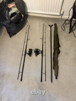 Ensemble neuf, jamais utilisé, de 2 cannes à carpe Sonik Xtractor+ de 9 pieds avec moulinets. Puissance : 3 lb.