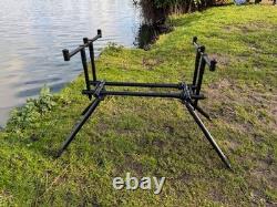 Pêche de la carpe, support 3 cannes noir Euro Carp Fishing, aluminium universel léger