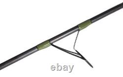 Scène de carpe / Canne Harrison Aviator Plus 12 pieds Olive Duplon, porte-moulinet Alps Ti Forgé